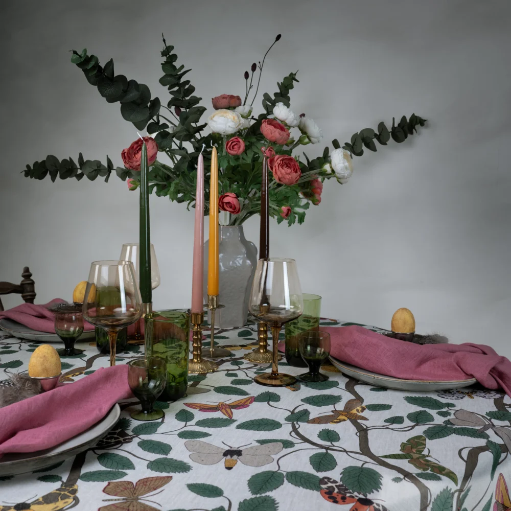 BORDSDUK <br>100 % linne <br>NattFjäril - Karamell <br>170 x 250 cm - Bild 2